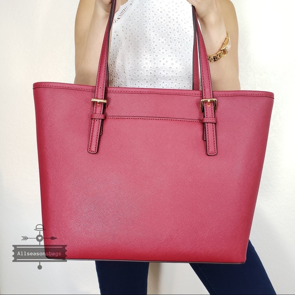 NWT Michael Kors Medium carryall tote hearts Bag - Picture 3 of 8